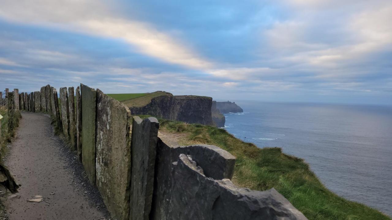 Moher Lodge Liscannor Ngoại thất bức ảnh